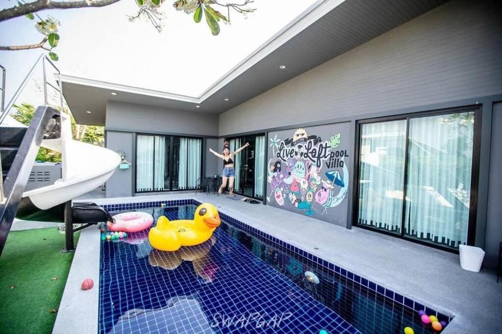 Live@loft Pool @ * Hua Hin
